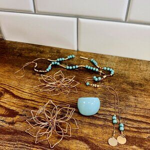 Gold Choker Style Turquoise beed Necklace Large Flower Earrings Chunky Ring